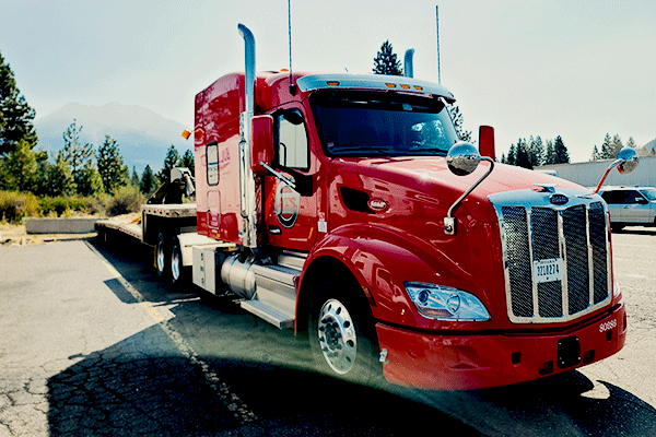 unloaded-step-deck-trailer